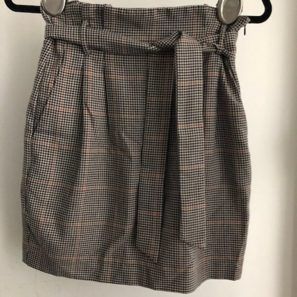 Mid-length Pencil Skirt with Tie - Picture 1 of 4